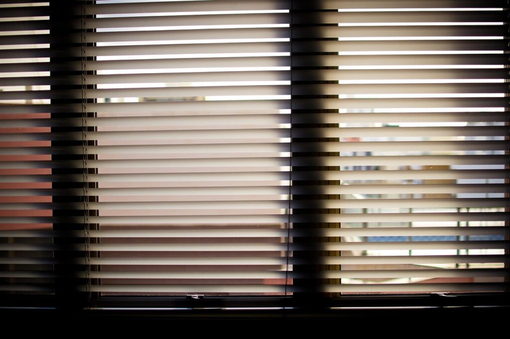 Automated windows blinds