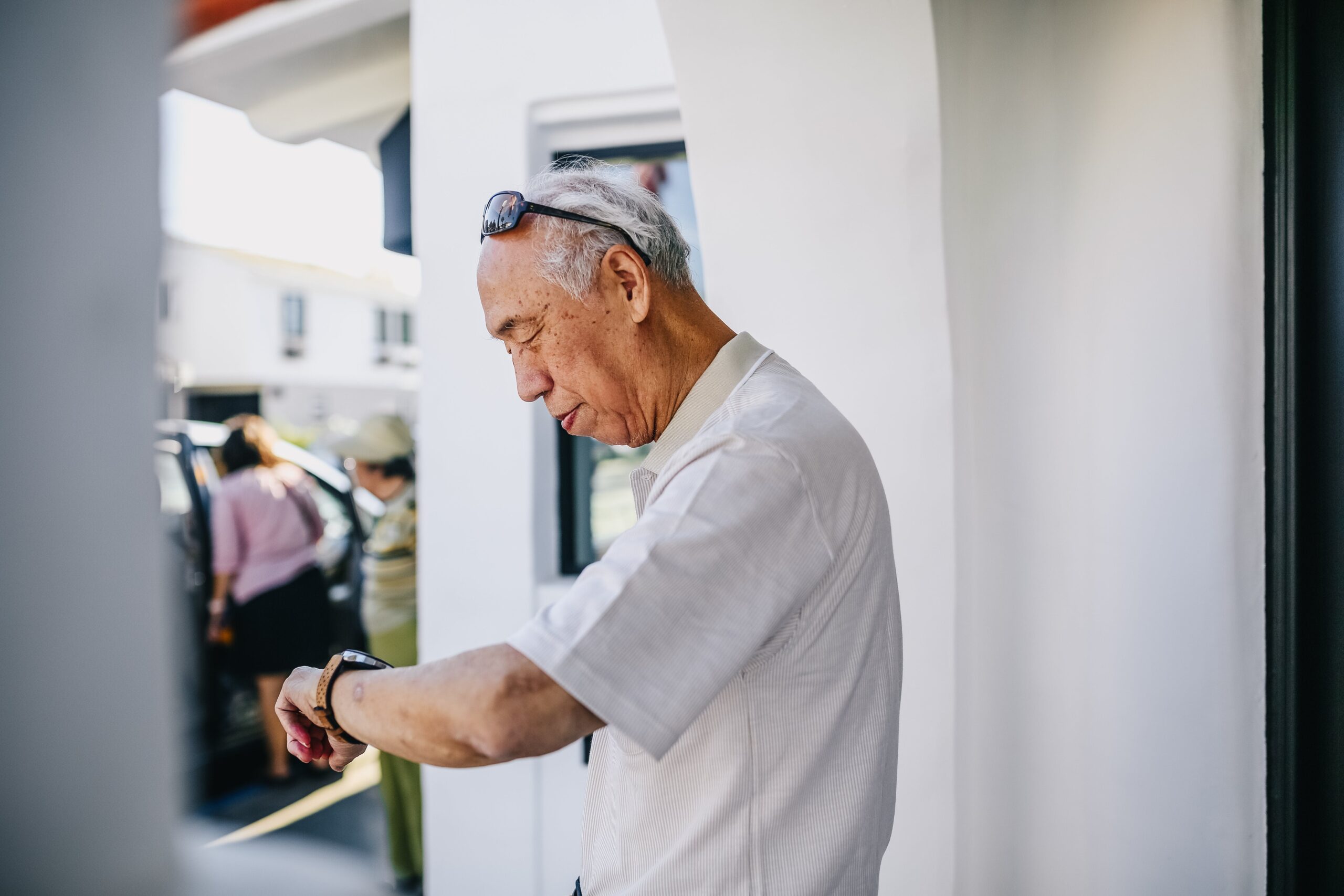 Smartwatch Senior Person